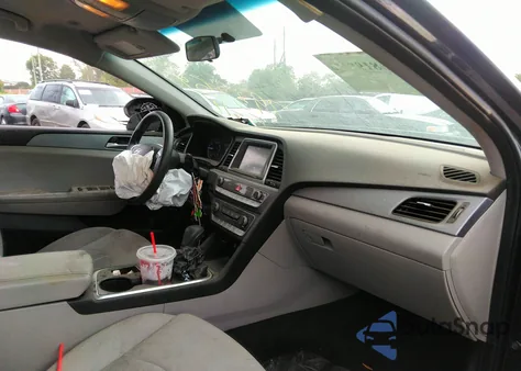 2019 Hyundai Sonata Se z USA, uszkodzony, nr VIN 5NPE24AF7KH793359